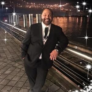 Meet your Posher, Gregory